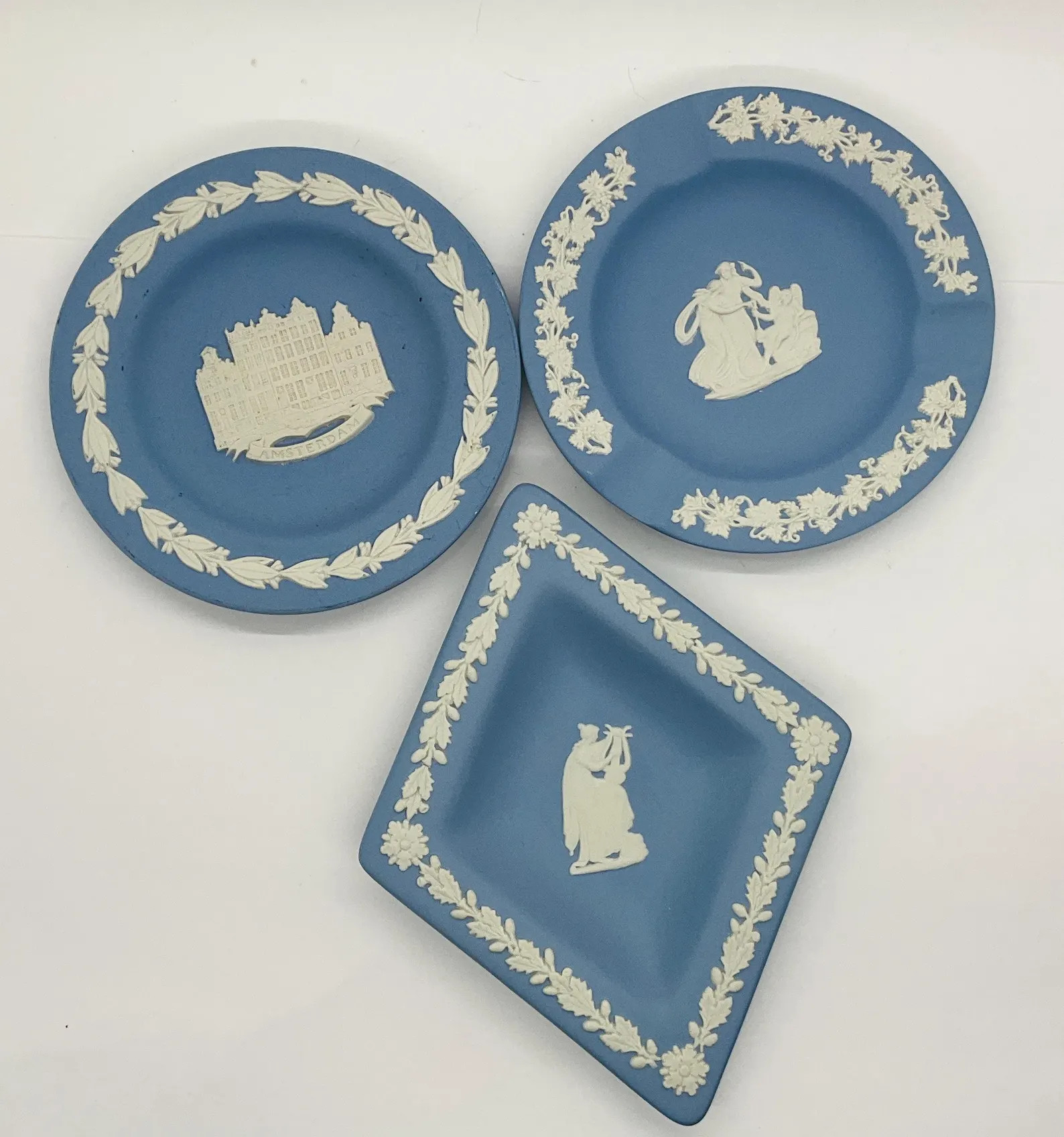 Vintage Wedgwood, Three Cream on Blue, Small Pin Dishes | Etsy (Global)