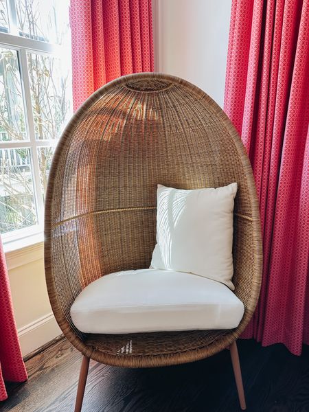 the cutest egg chair EVER!! 


#LTKstyletip #LTKhome