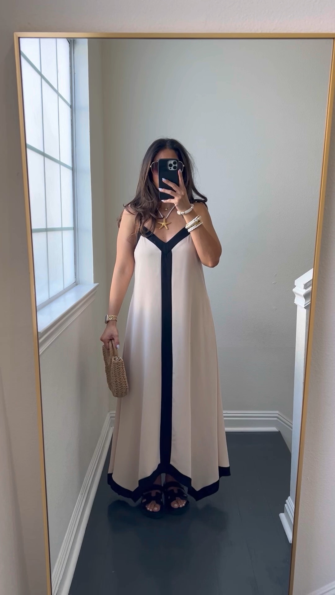 Spring / vacation dress. Amazon spring dress! Obsessed with this dress. So minimal and chic. Has pockets, perfect for vacation too! Comfy and flowy - wearing small 



#LTKSeasonal #LTKMidsize #LTKootd