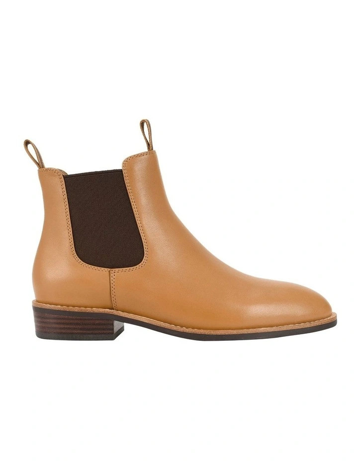 Hush PuppiesDorado Chalet Boot in Tan | Myer