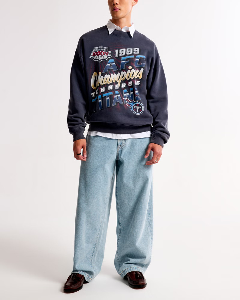 Men's Tennessee Titans Graphic Crew Sweatshirt | Men's Tops | Abercrombie.com | Abercrombie & Fitch (US)