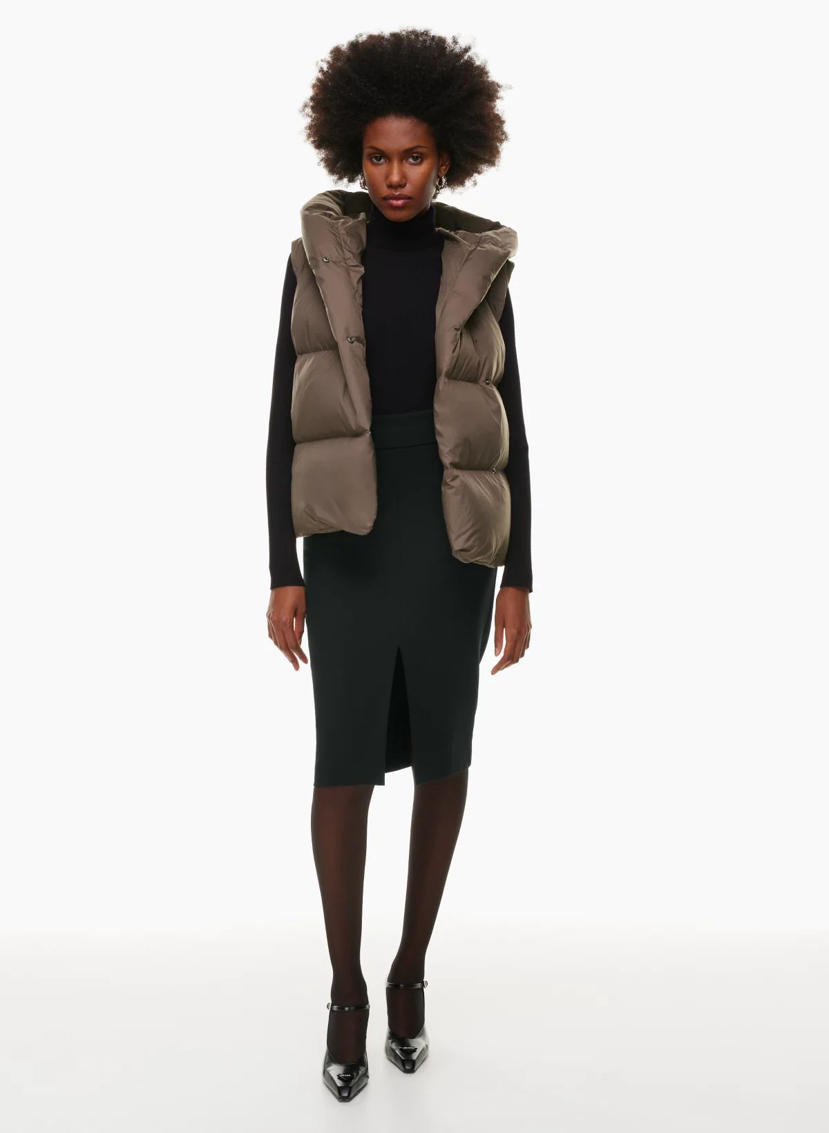 THE DUVET PUFFER VEST | Aritzia