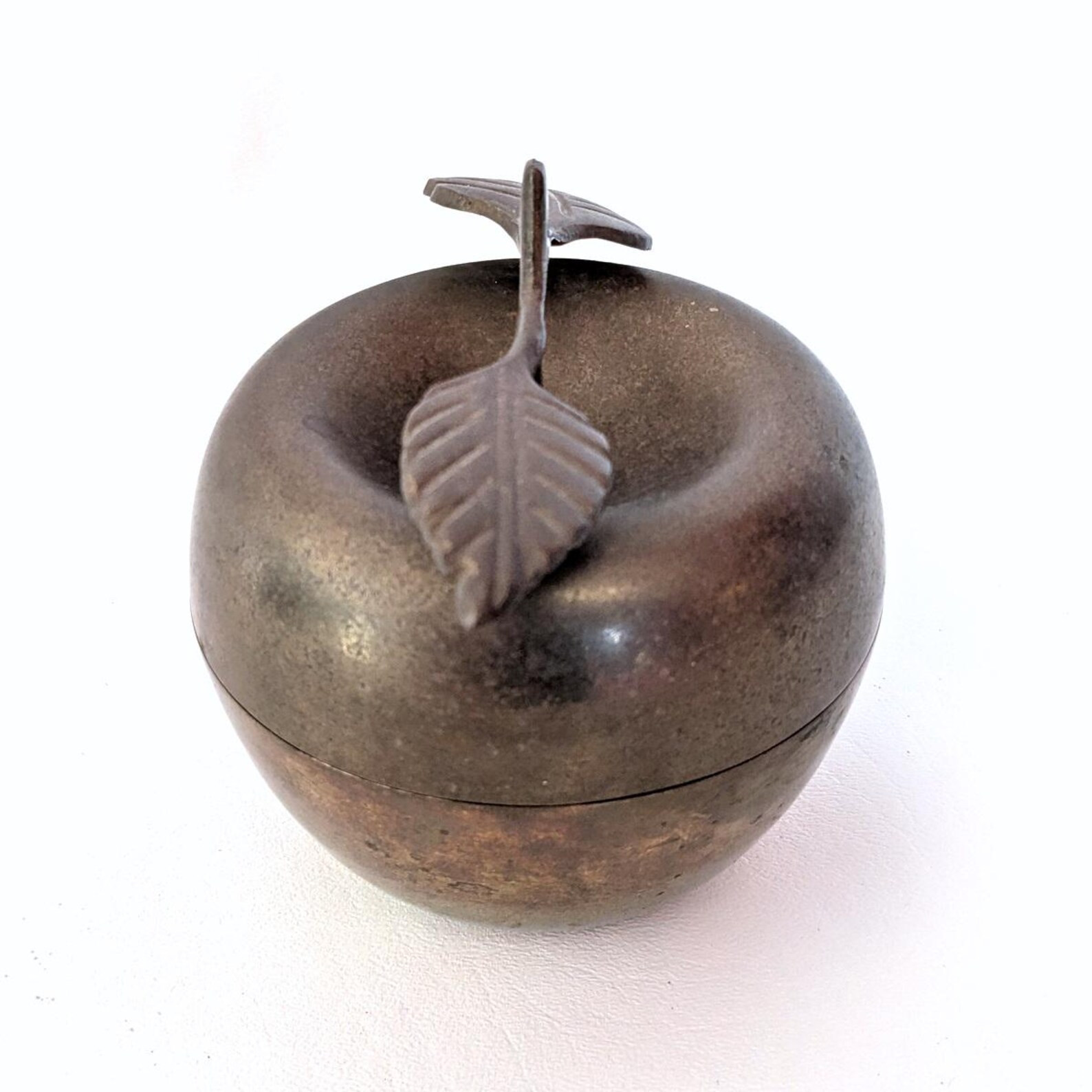 Large Vintage Brass Apple Shaped Trinket Box With Two Leaves & Aged Patina - Etsy | Etsy (US)