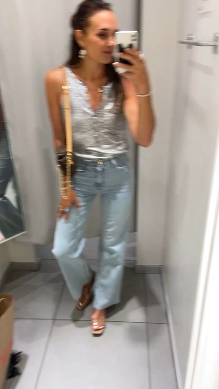 Small top 
Size 4 jeans Tts $36!! 
Under $50 finds 