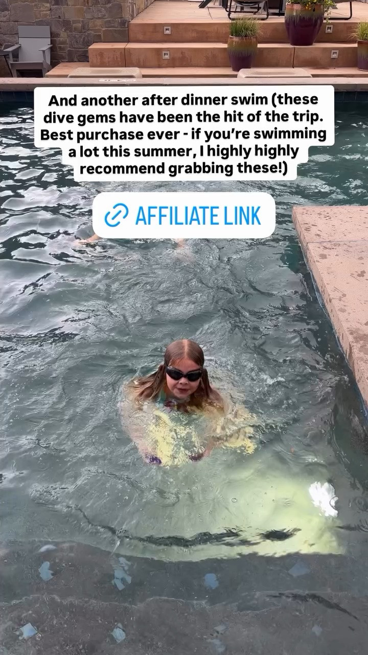 And another after dinner swim (these dive gems have been the hit of the trip. Best purchase ever - if you’re swimming a lot this summer, I highly highly recommend grabbing these!)