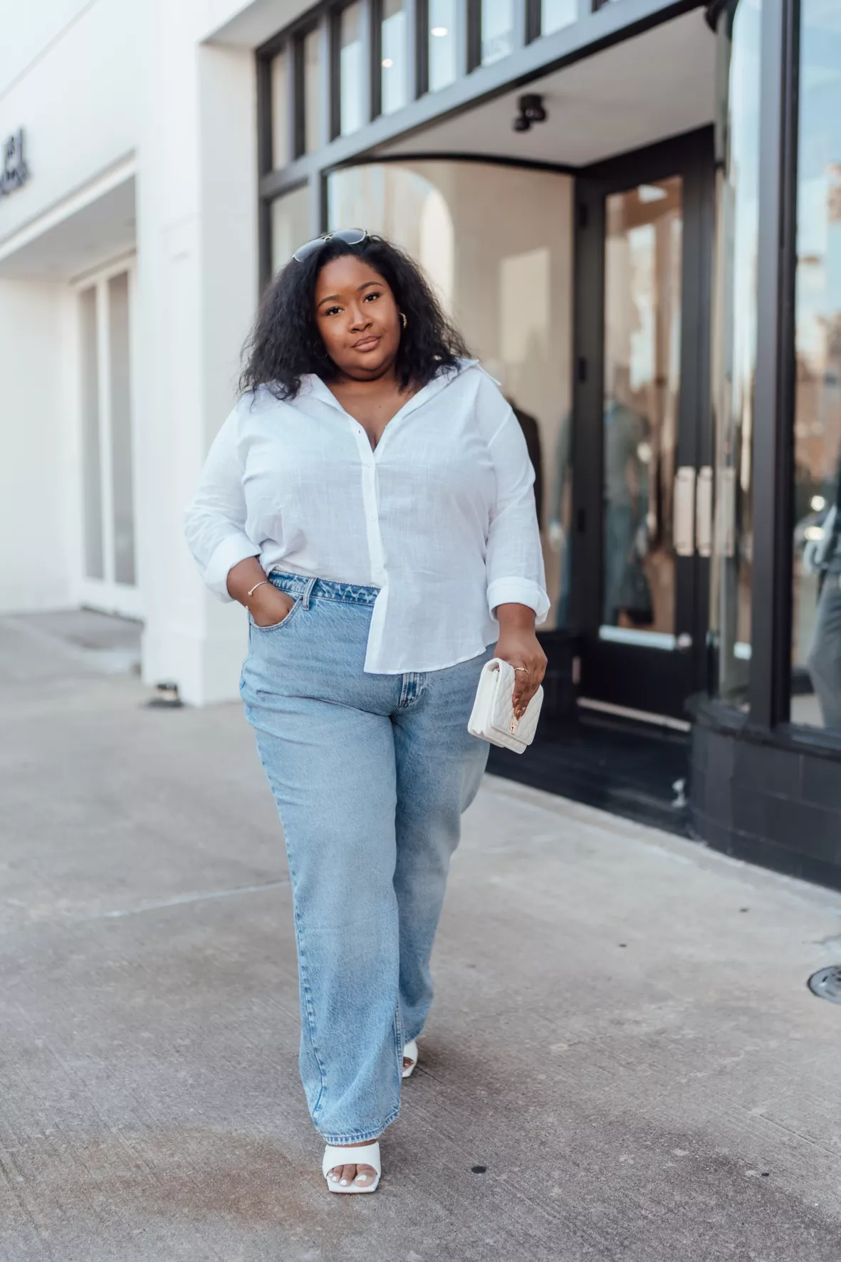 Teresa Wide Leg Jeans In Plus Size With High Rise And Raw Hems - Everly  Blue