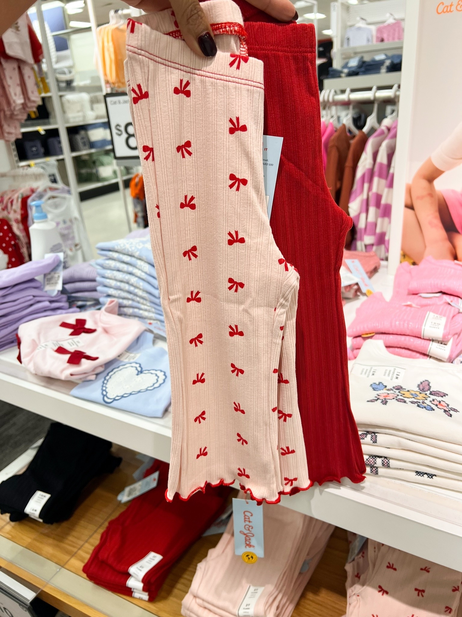 Toddler ribbed flare leggings 

Toddler style, toddler finds, toddler style @Target