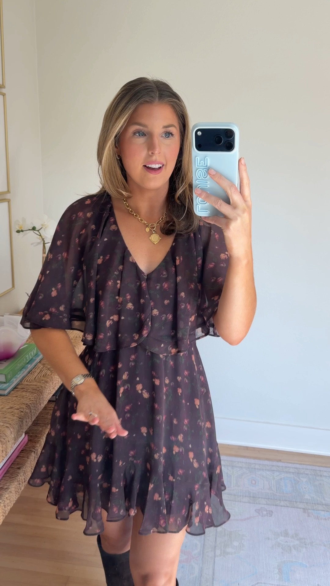 Cute fall outfit idea! Wearing a S in dress. Code LOUISE15