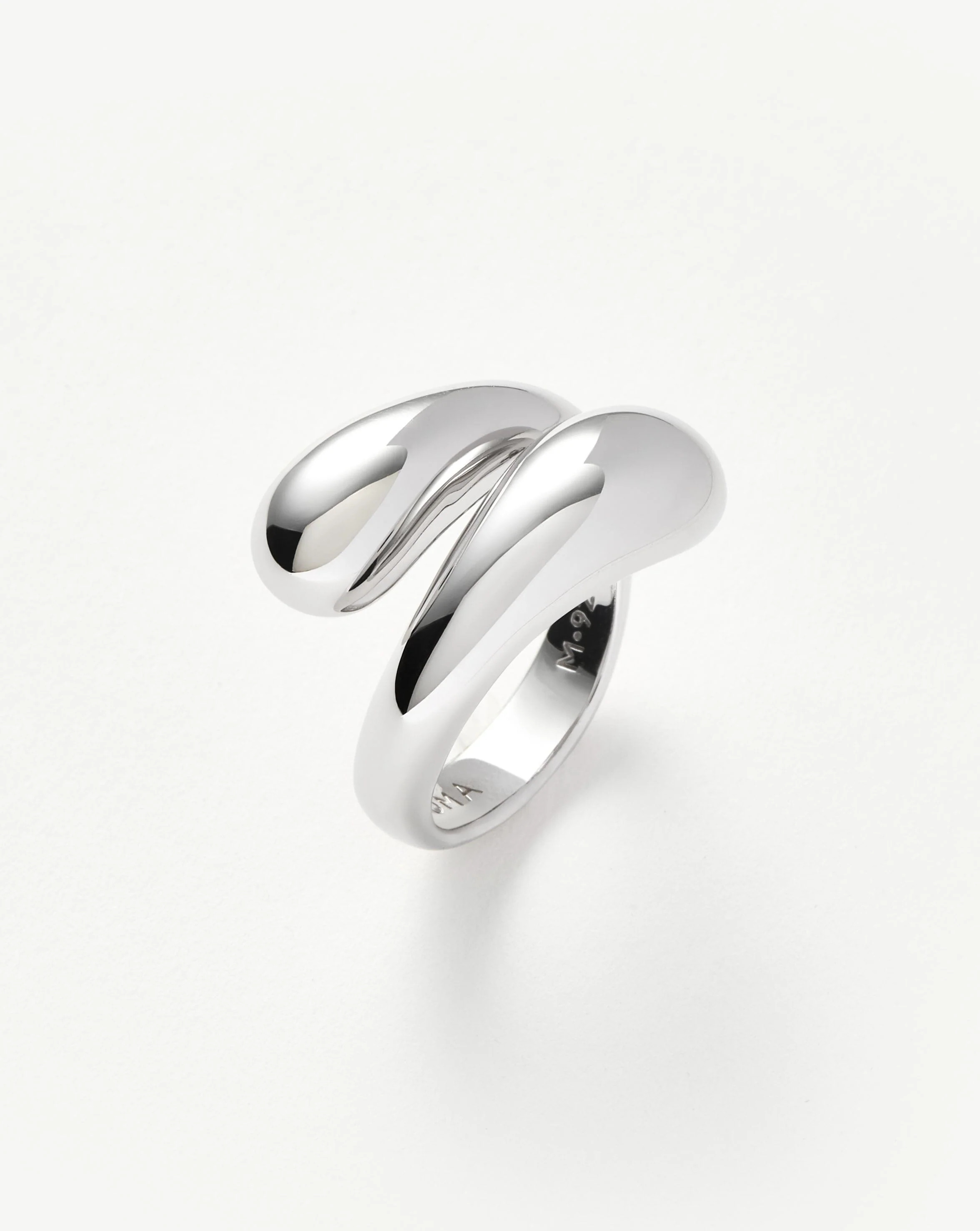 Savi Sculptural Crossover Ring | Missoma US