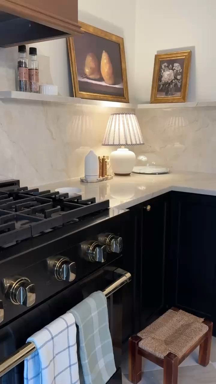 I’ve had my eye on this lamp and finally bought it. It makes me so happy 🙃 the joy of the kitchen lamp is real!

#LTKStyleTip #LTKHome