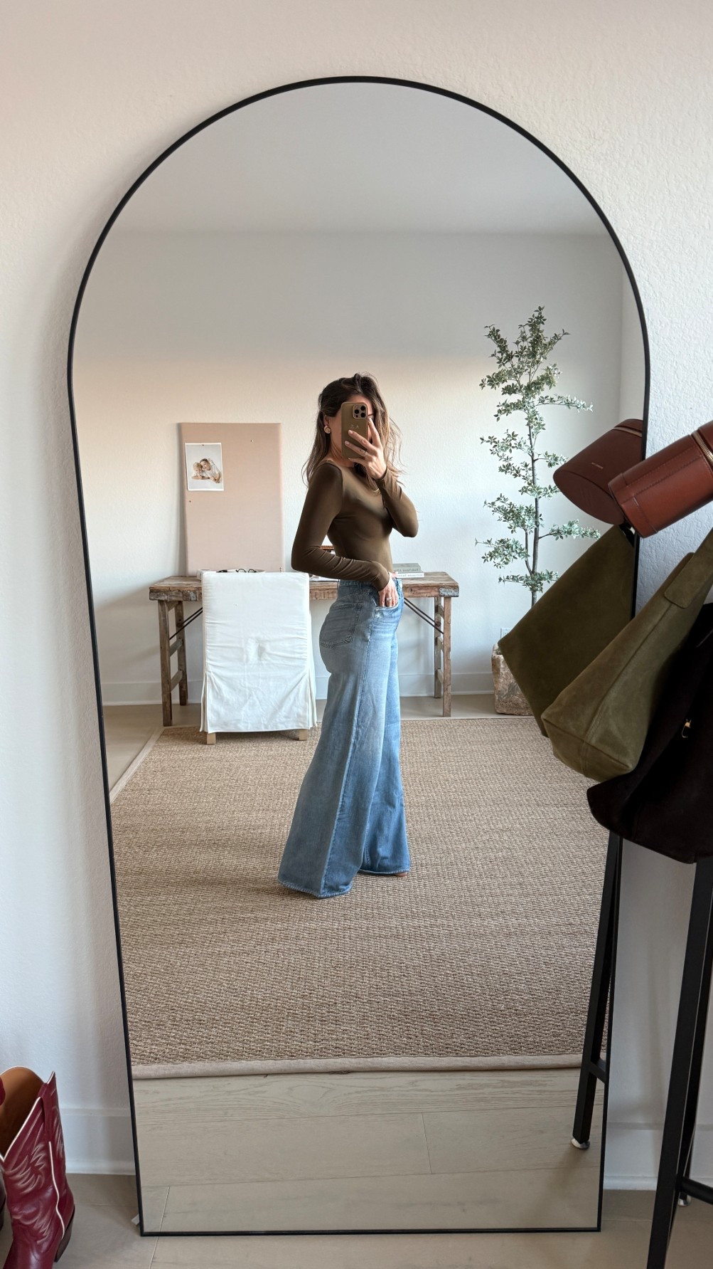 These are sweat pants!!! 1000% recommend, so comfy! 

#LTKmomlife #LTKootd #LTKdayinmylife