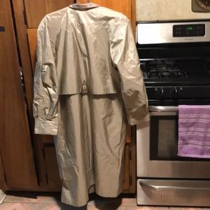 Rain coat vintage very rare hard to find🔥 | Poshmark