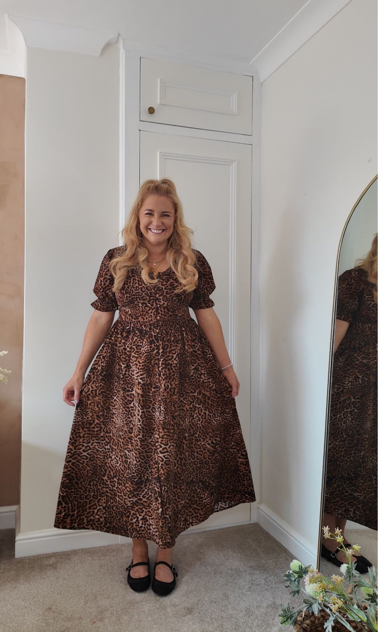 Nobody’s Child dress, high street style, comfy dress, leopard dress, ballet pumps, autumn fashion, autumn dress, transitional outfits, comfortable outfit

#LTKeurope #LTKautumn #LTKstyletip