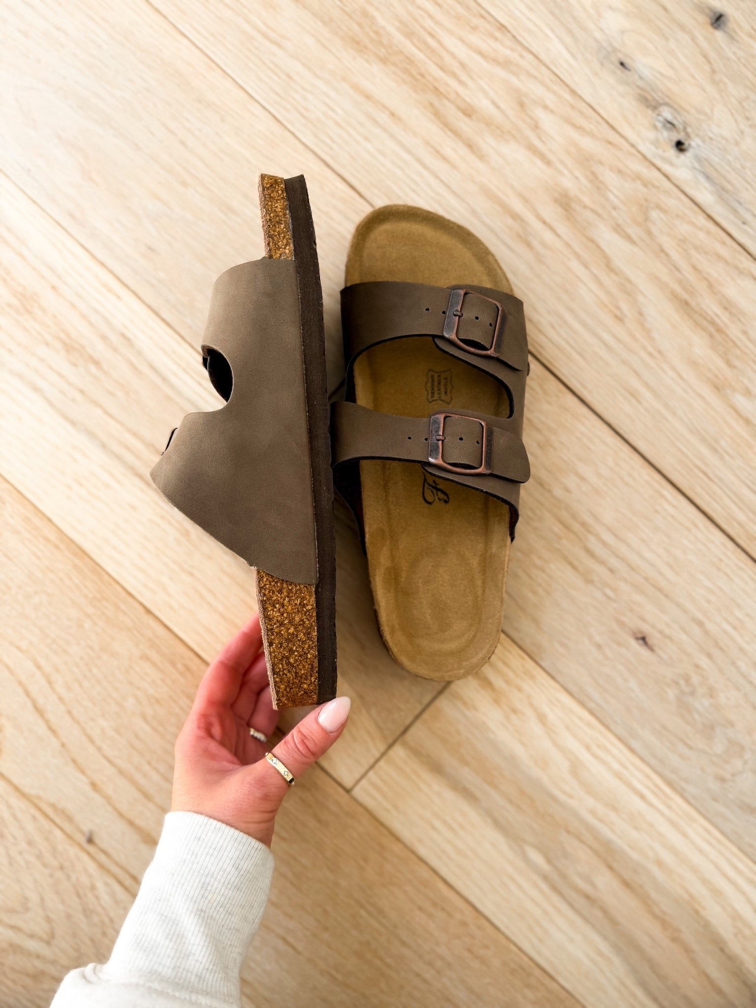 Loving these sandals from Fitory! On sale! I’ll grab for these suede sandals all the time! So comfy and go with so much! Fit tts! 

#LTKSeasonal #LTKTravel #LTKSaleAlert