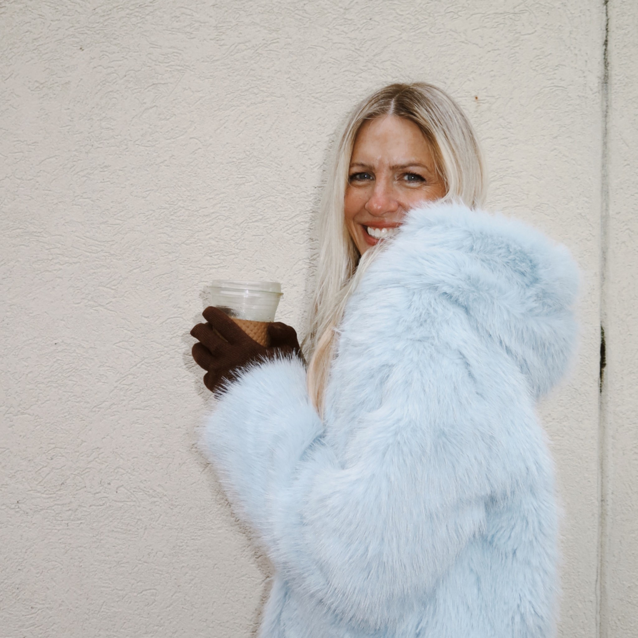 Faux fur jacket 🩵

#jacket #trending #target #winter 

#LTKFindsUnder100 #LTKOver40 #LTKSeasonal