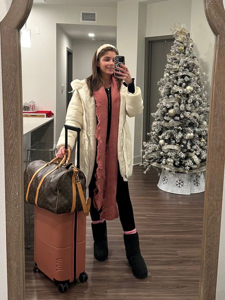 Warm & cozy travel outfit! ✈️ linking a great dupe to my LV bag too!! 

#LTKtravel #LTKSeasonal #LTKstyletip