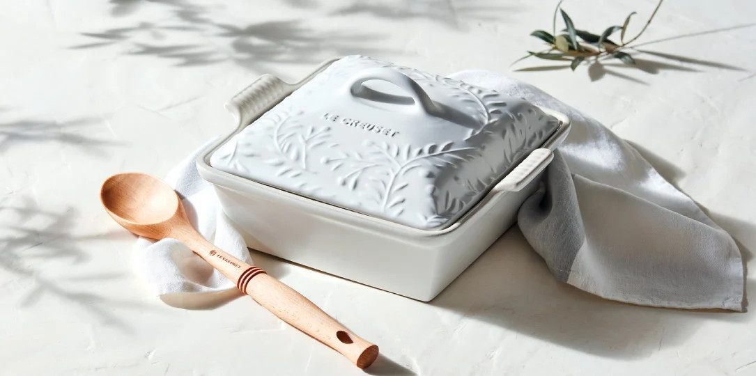 Olive Branch Collection Heritage Square Casserole | Le Creuset