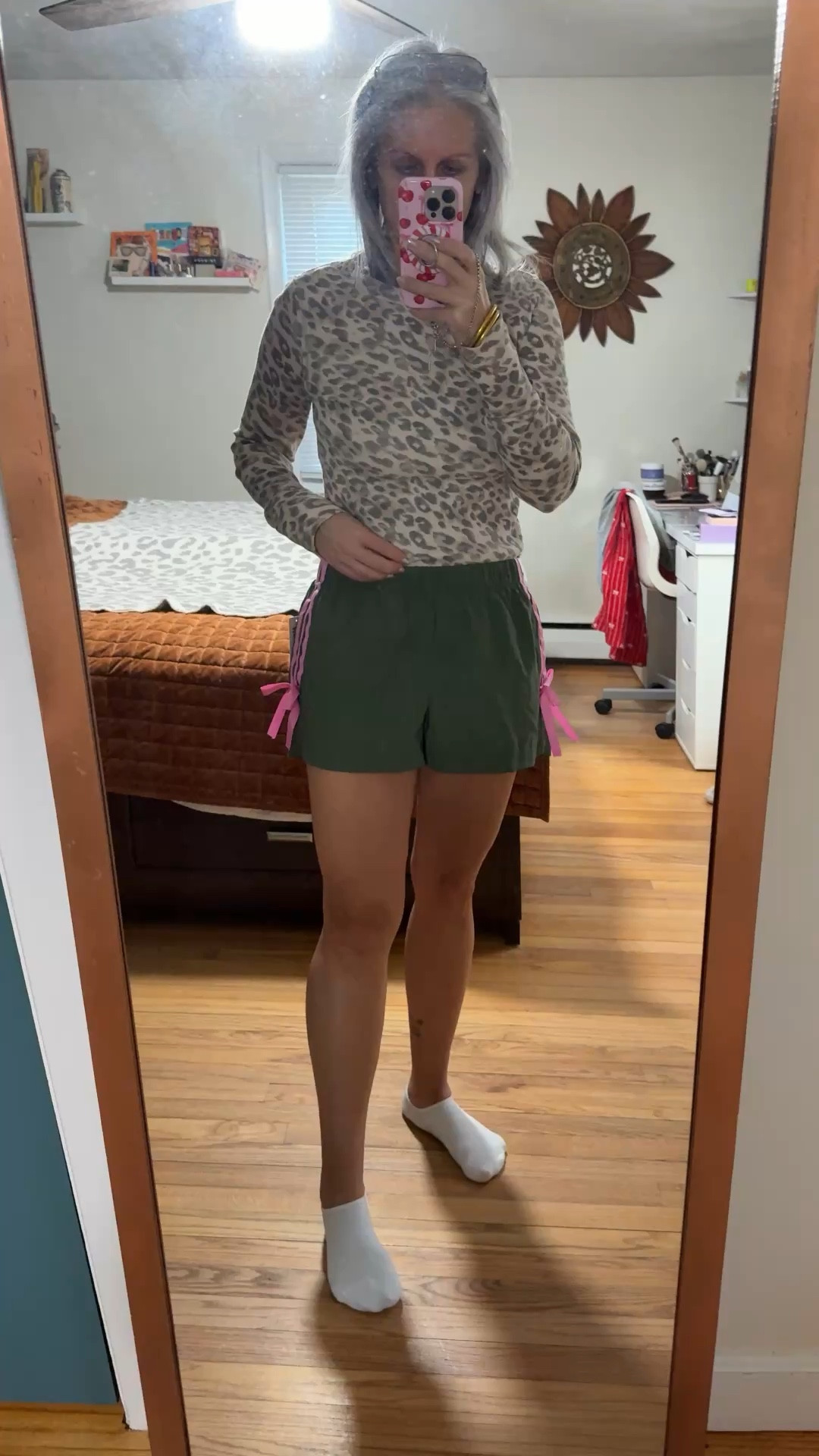 Bow shorts!

#LTKootd #LTKOver40