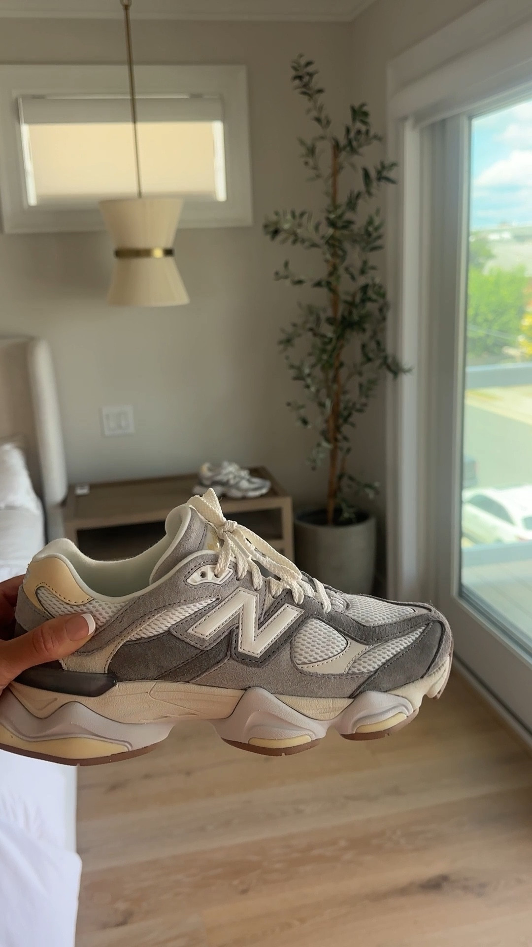 New balance 9060 🩶 Best comfy casual shoe! Actually so comfortable to walk in, so cute and match everything 😍

Fall style
Fall fashion
Winter clothes
Athleisure
Activewear
Gym clothes
Workout clothes
Sneakers
New balance 9060

#LTKShoeCrush #LTKSeasonal #LTKActive