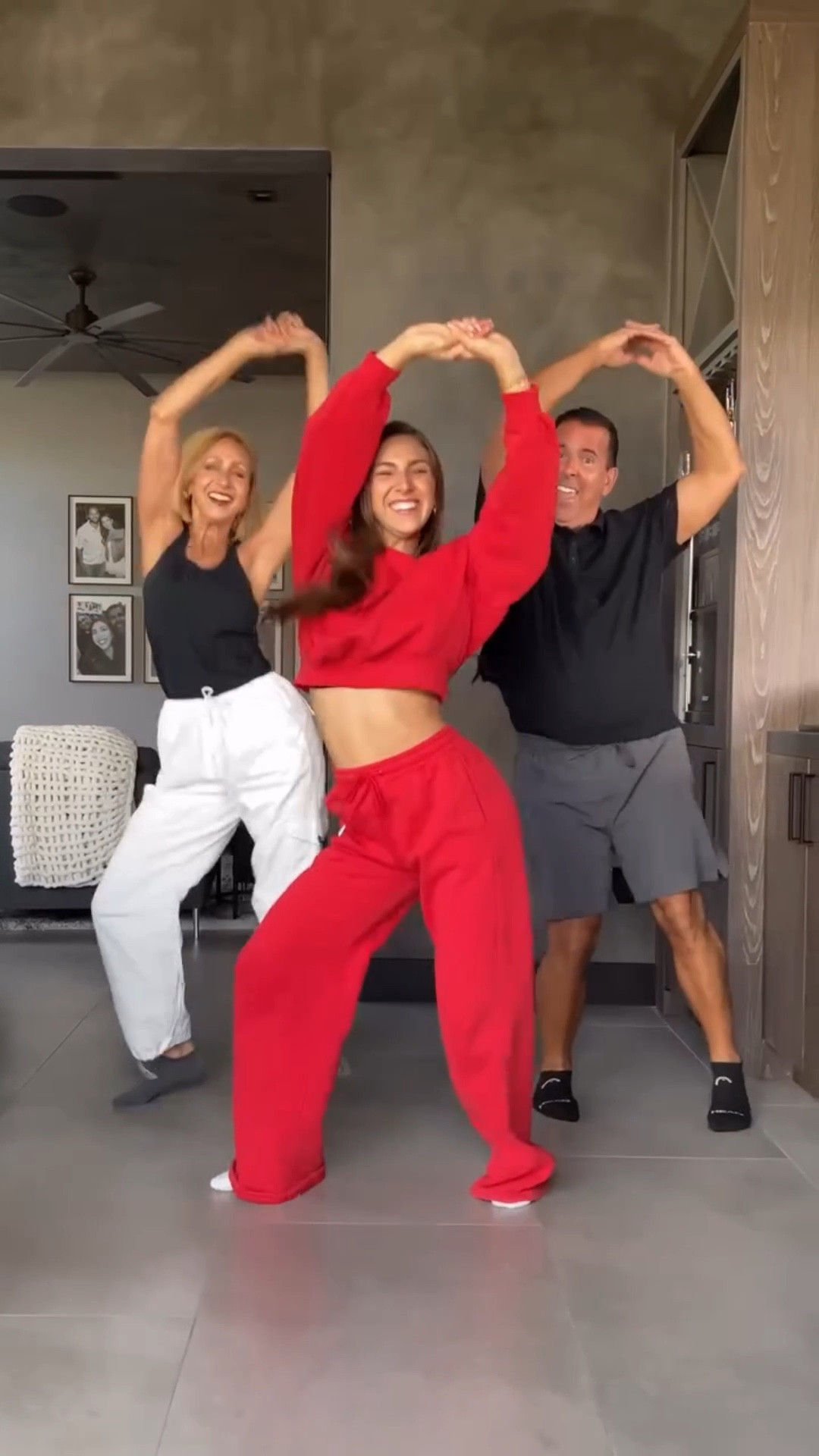 A dance a day keeps the Sunday scaries away😂
@_kellywilking @deanwilking 

This is my FAVORITE sweat set! The off the shoulder sweatshirt gives it so much style! 😍

#dancetrend #family #familytime #sundayscaries #sundayfunday#LTKCyberWeek 

#LTKHoliday #LTKGiftGuide