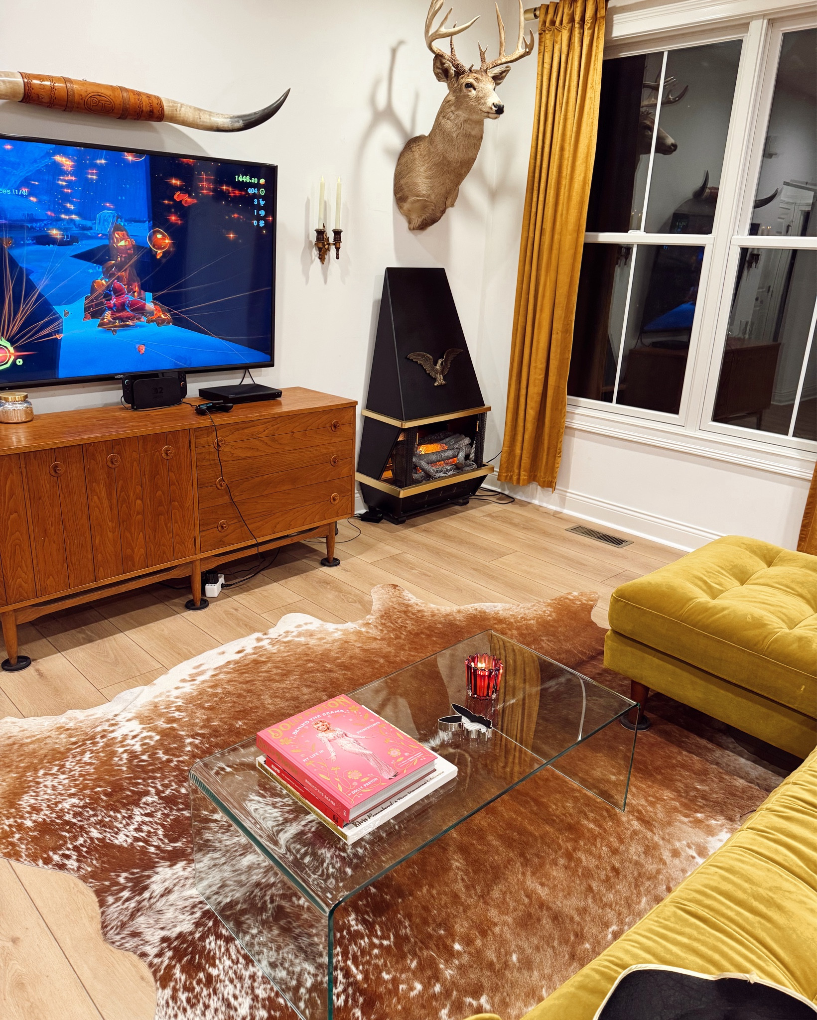 Glass coffee table 💖