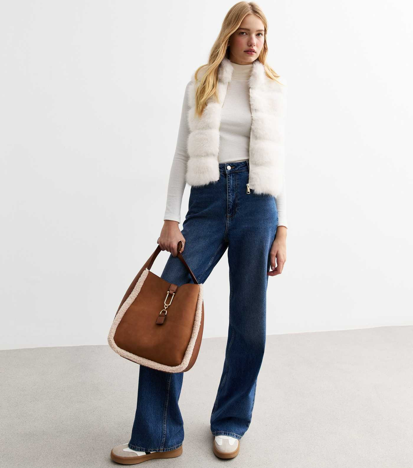Cameo Rose Off White Faux Fur Gilet | New Look | New Look (UK)