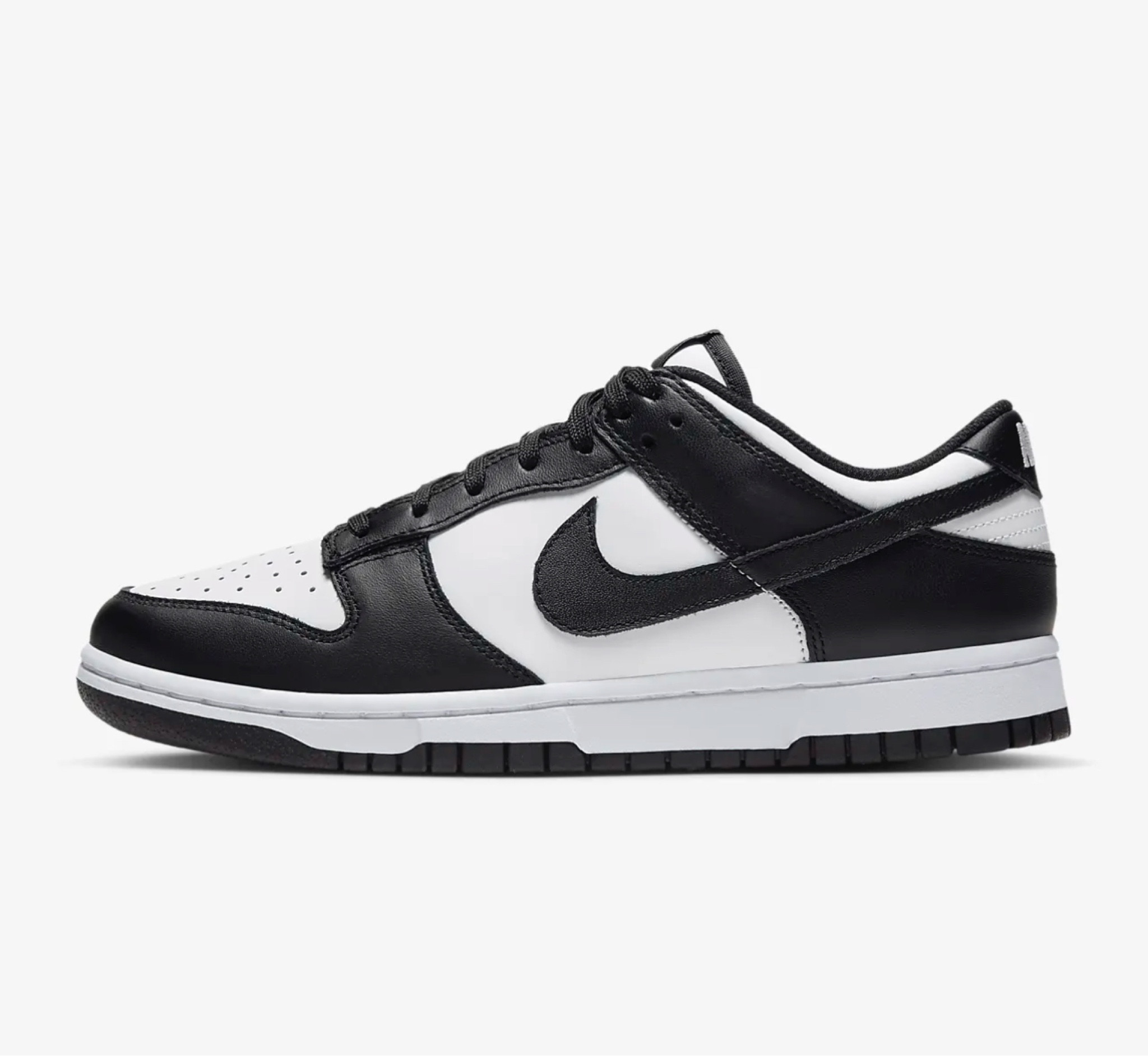 Nike panda dunks are back in stock! 

#LTKsalealert #LTKCyberWeek #LTKshoecrush