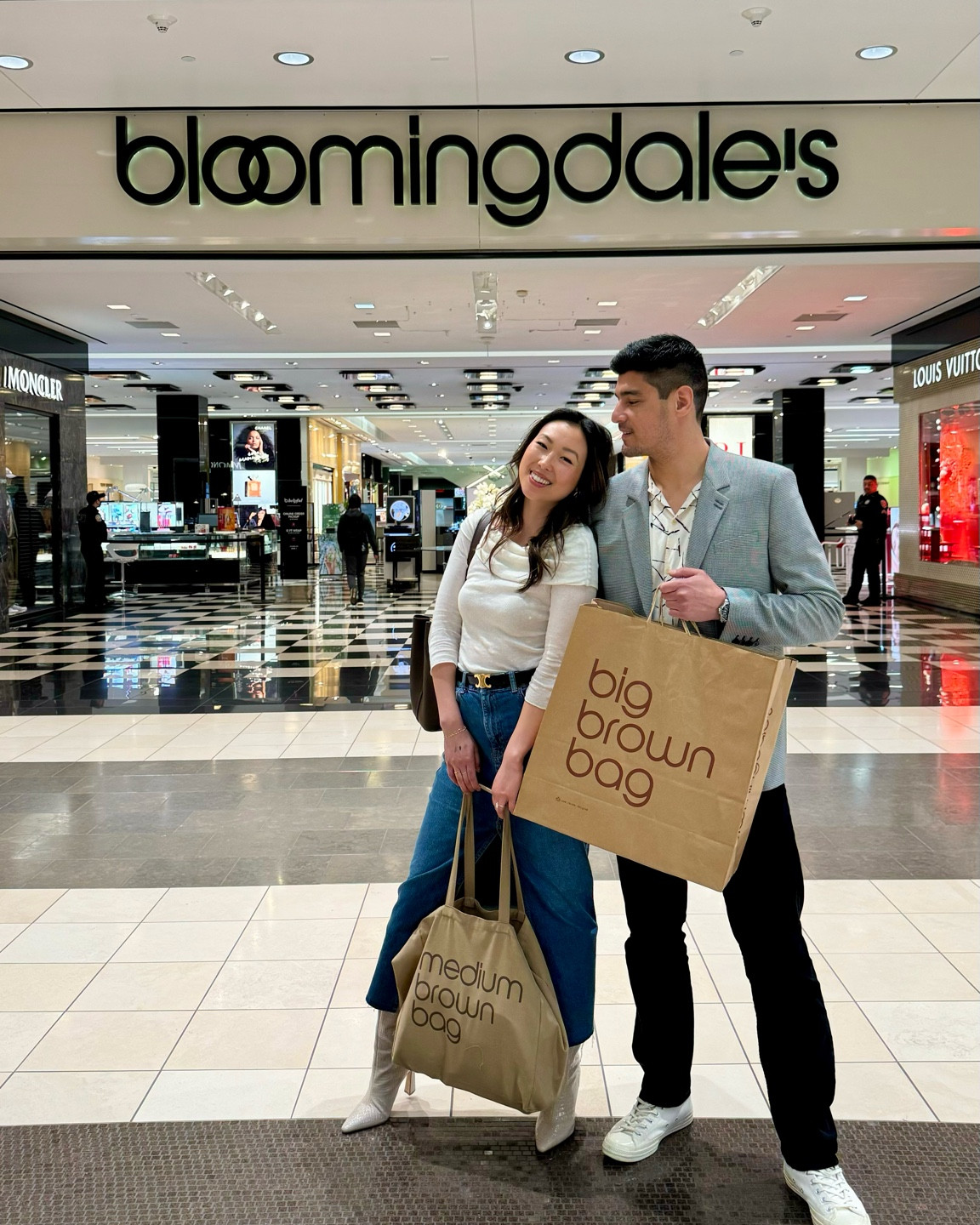 Calling all brides and grooms to be! Bloomingdale’s is the place to make your wedding registry. You even get a free gift just for opening one! 😯 #bloomingdales #bloomiesregistry #bloomiespartner

#LTKwedding #LTKhome