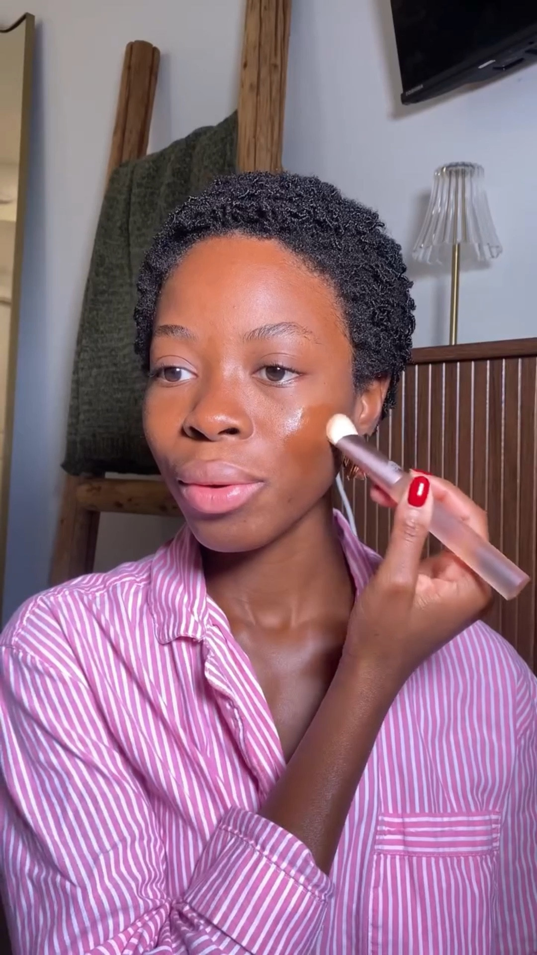 Products used 🤍
Foundation @armanibeauty 
Bronzer @milkmakeup 
Blush @rhode 
Mascara @yslbeauty 
Lip liner @maccosmetics 
Lip gloss @facileskin 
Brow serum @bareminerals

#LTKGiftGuide #LTKgrwm #LTKFindsUnder100