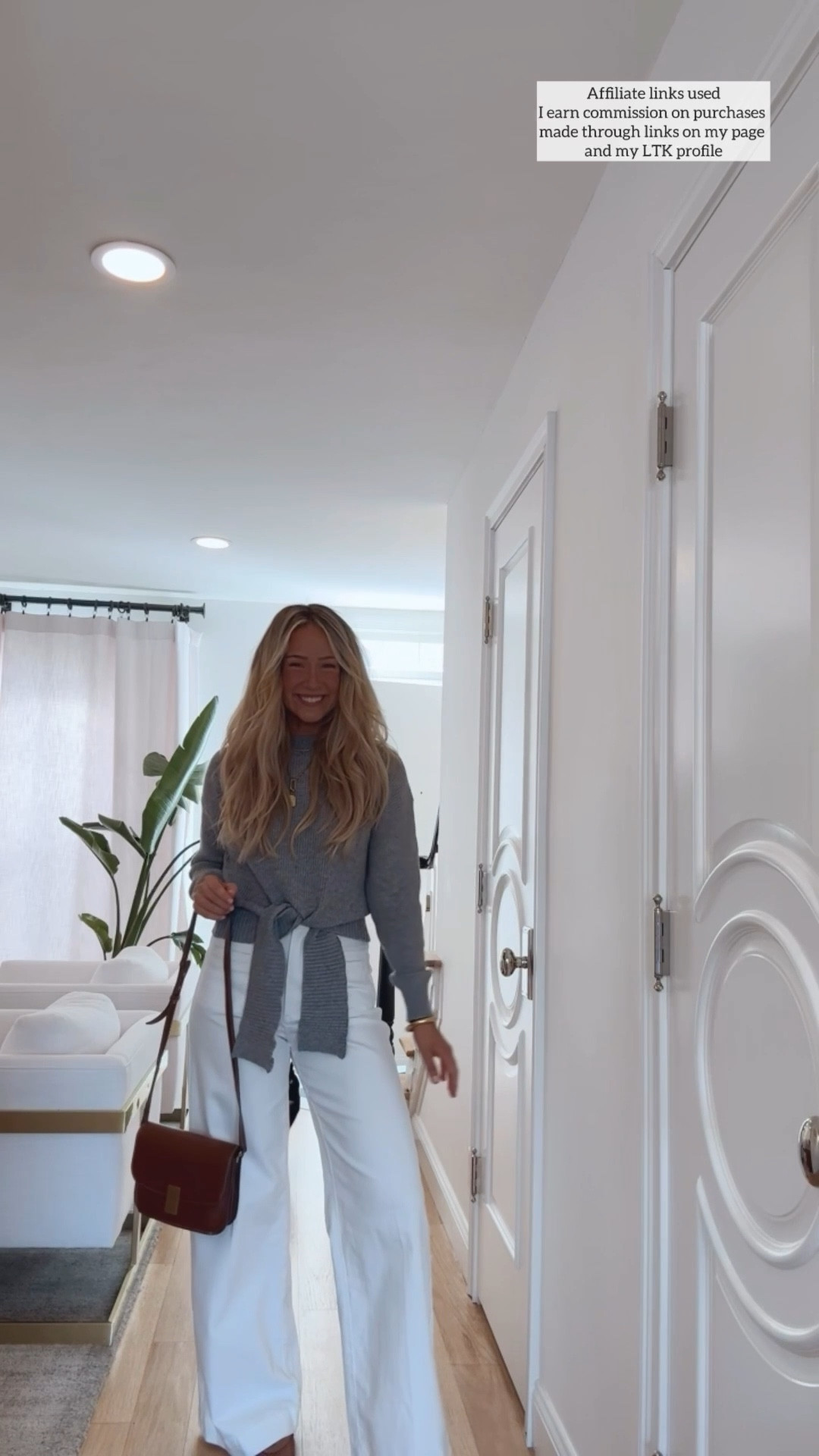 Cute top and jeans outfit 