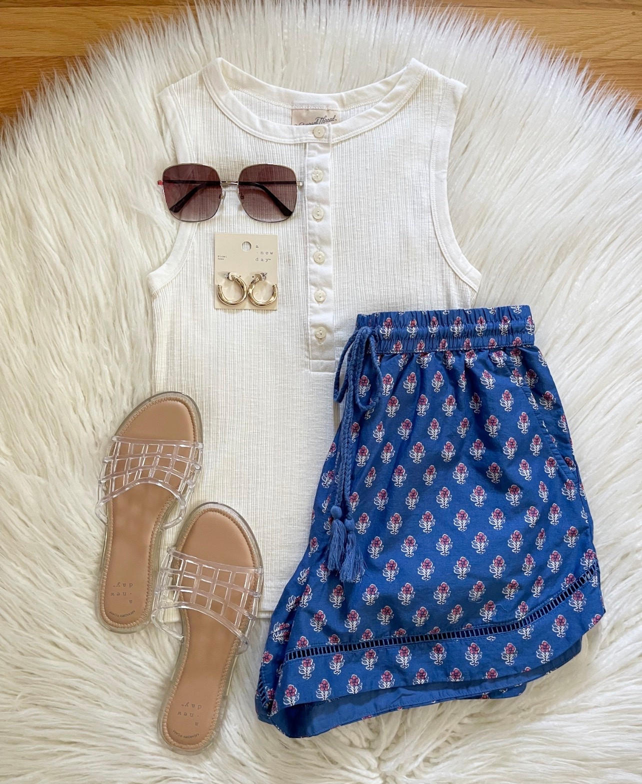 Grab these shorts! 👏