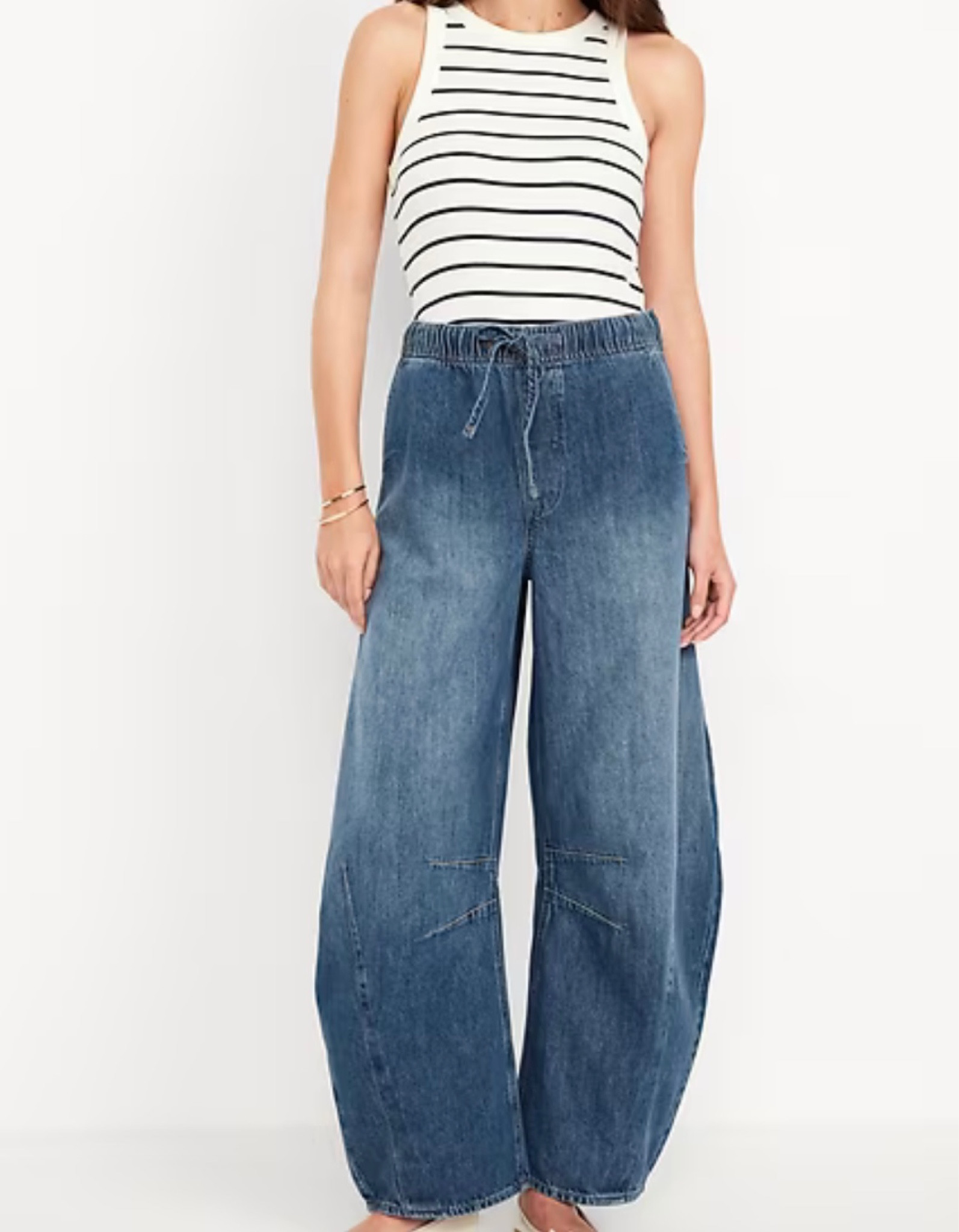 these jeans have been worn 5 times this week !! best comfy throw on pants for fall, pregnancy, post partum or an everyday pant!


#LTKSaleAlert #LTKSeasonal #LTKFindsUnder50