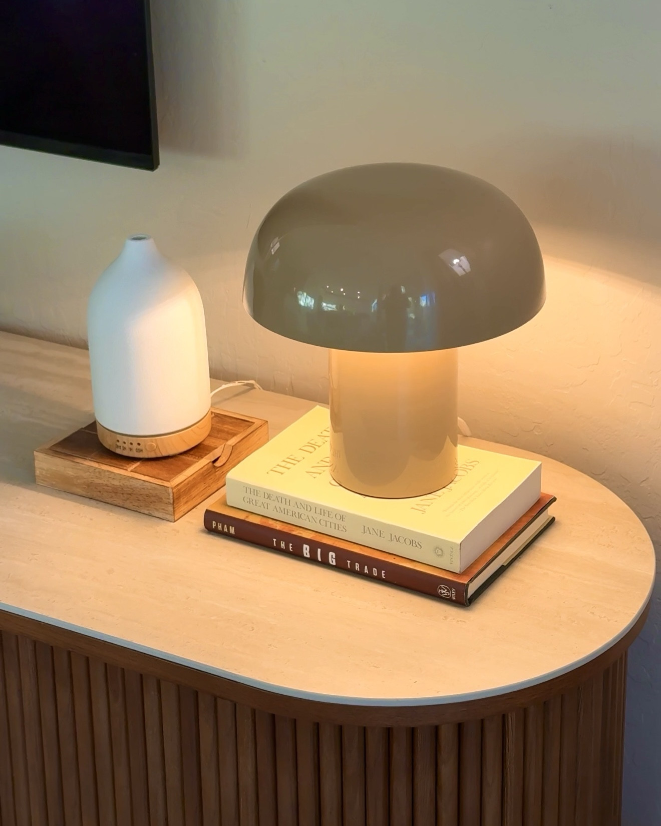 Beautiful light beige metal lamp currently on 20% off

#LTKHome #LTKGiftGuide