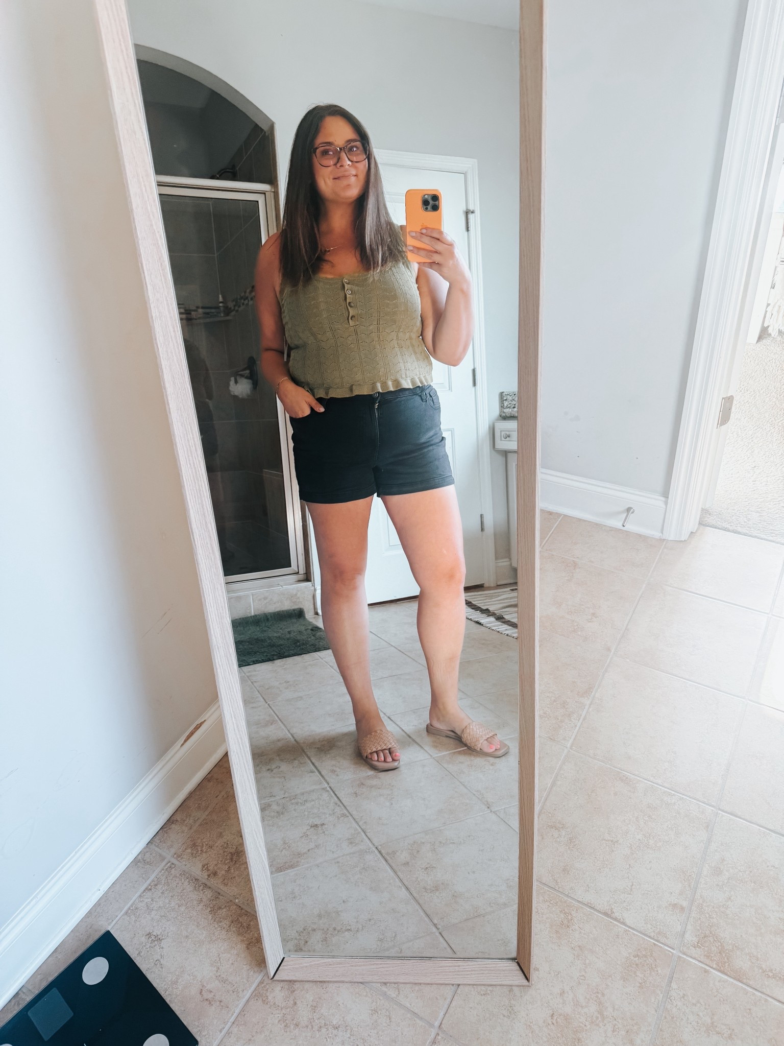 This green is so good if you have a dark autumn color palette 💚

My stats:
Height - 5’7”
Weight - 205lbs
Top size - L
Bottoms size - 14

Easy summer/fall date night idea

#LTKStyleTip #LTKSeasonal #LTKMidsize