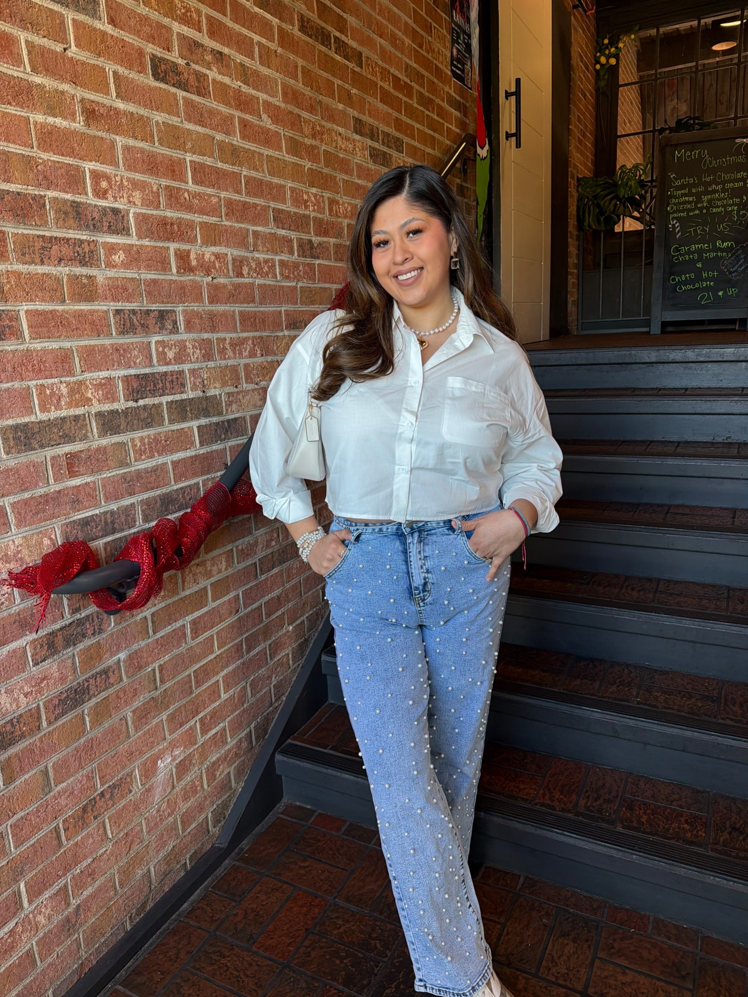 Date Night Outfit Inspo 

Wearing a L in the top & pants!!! 



#LTKActive #LTKFindsUnder50 #LTKMidsize
