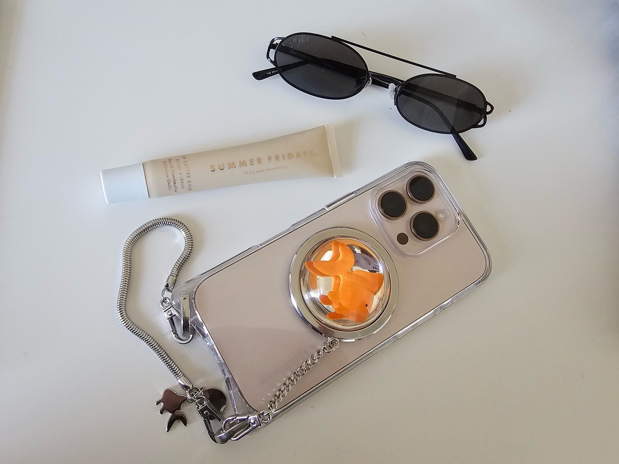 @BANDOLIER did a collab with Kate Barton and I’ve never loved a phone case more. 😭