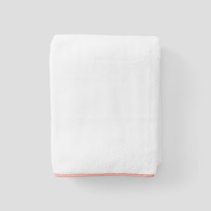 Piped Edge Bath Towel | Weezie Towels