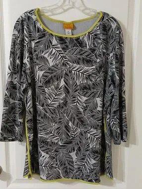 Ruby Rd. Black and White Leaf Print Tunic with Hot Yellowish-Green Trim | Poshmark