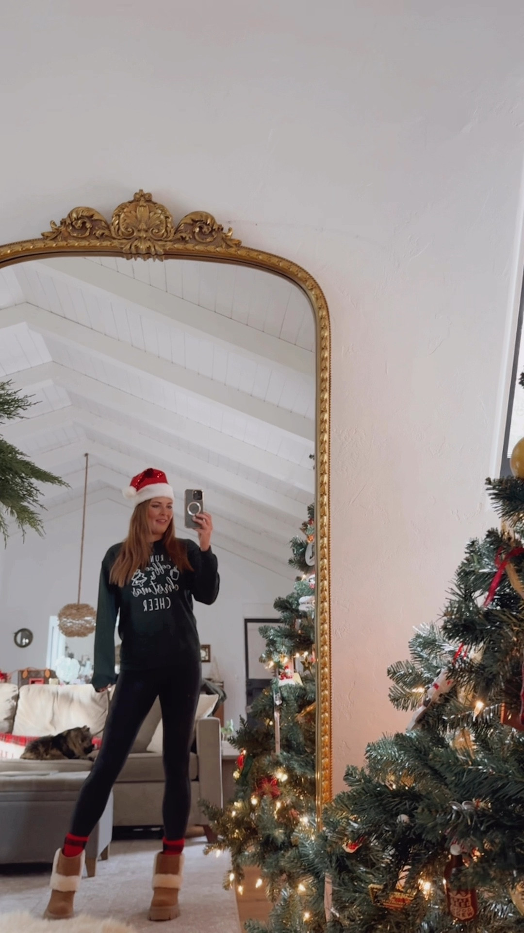 Casual Christmas look ❤️ 🤶🏻 

#LTKSeasonal #LTKHoliday #LTKShoeCrush