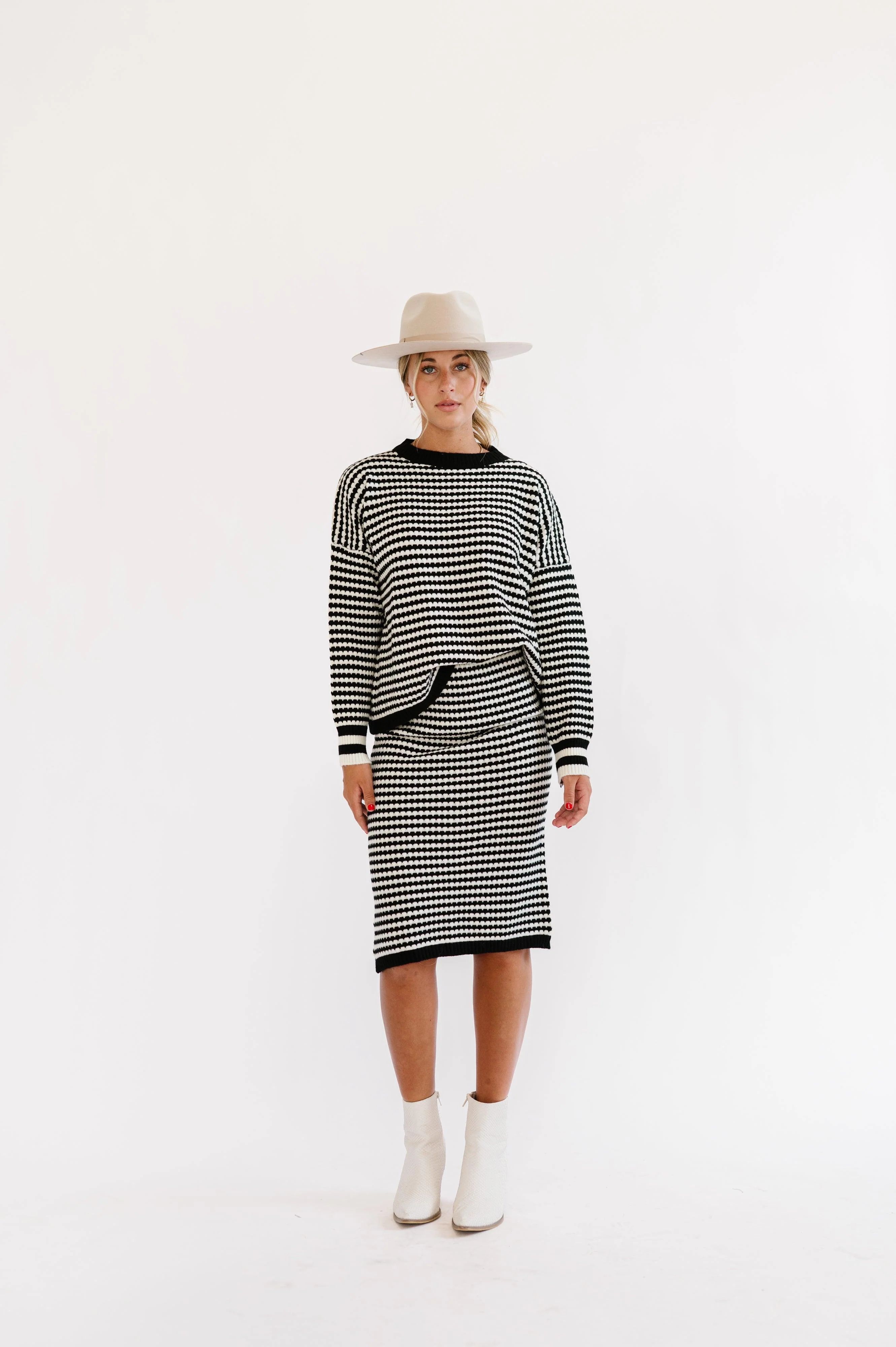Harper Set in Black | FEHRNVI