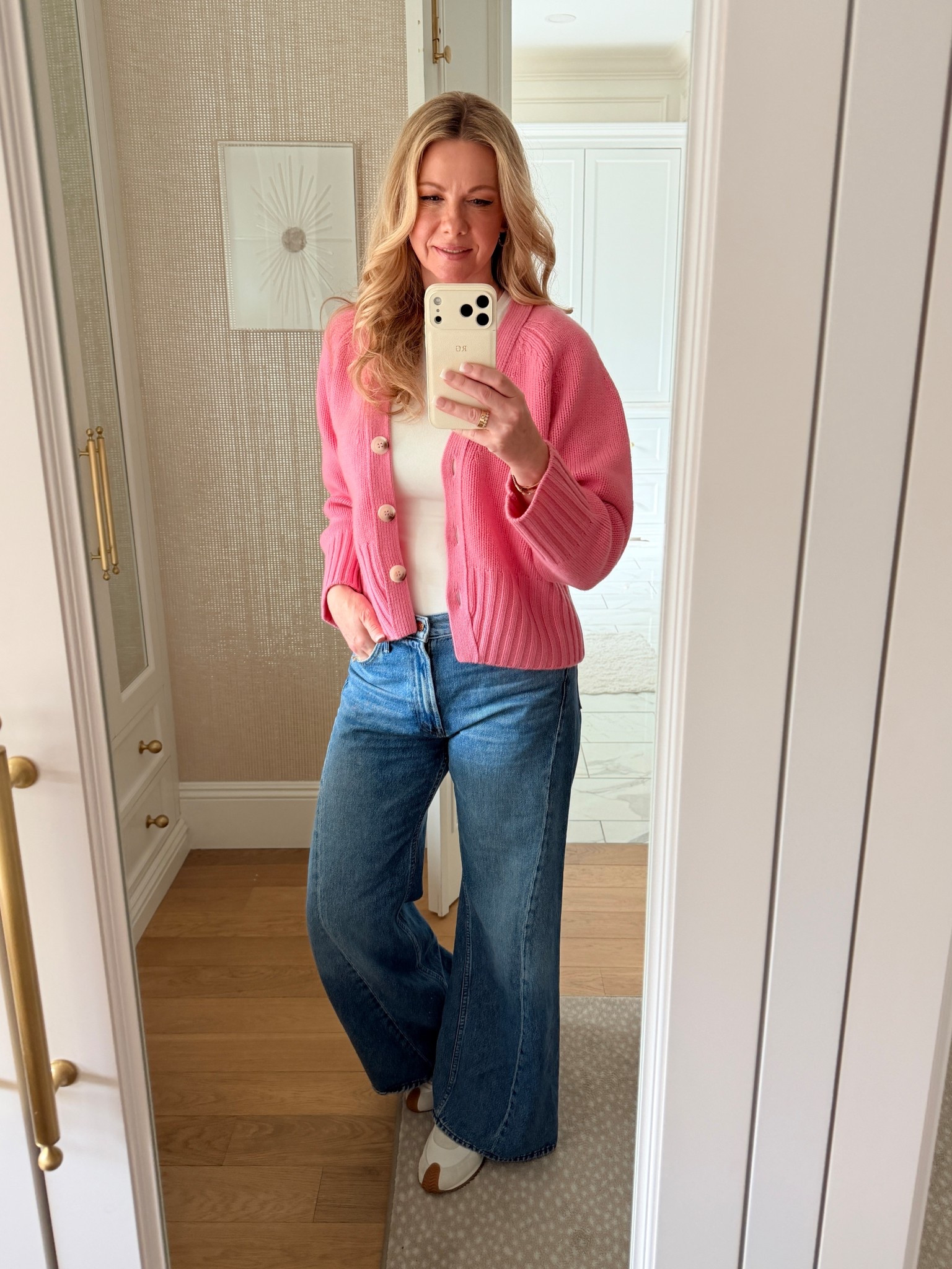 Love these closet basics! My favorite flattering tee, jeans that are so comfy and cutest cashmere cardigan!

#LTKdayinmylife #LTKOver40 #LTKValentine