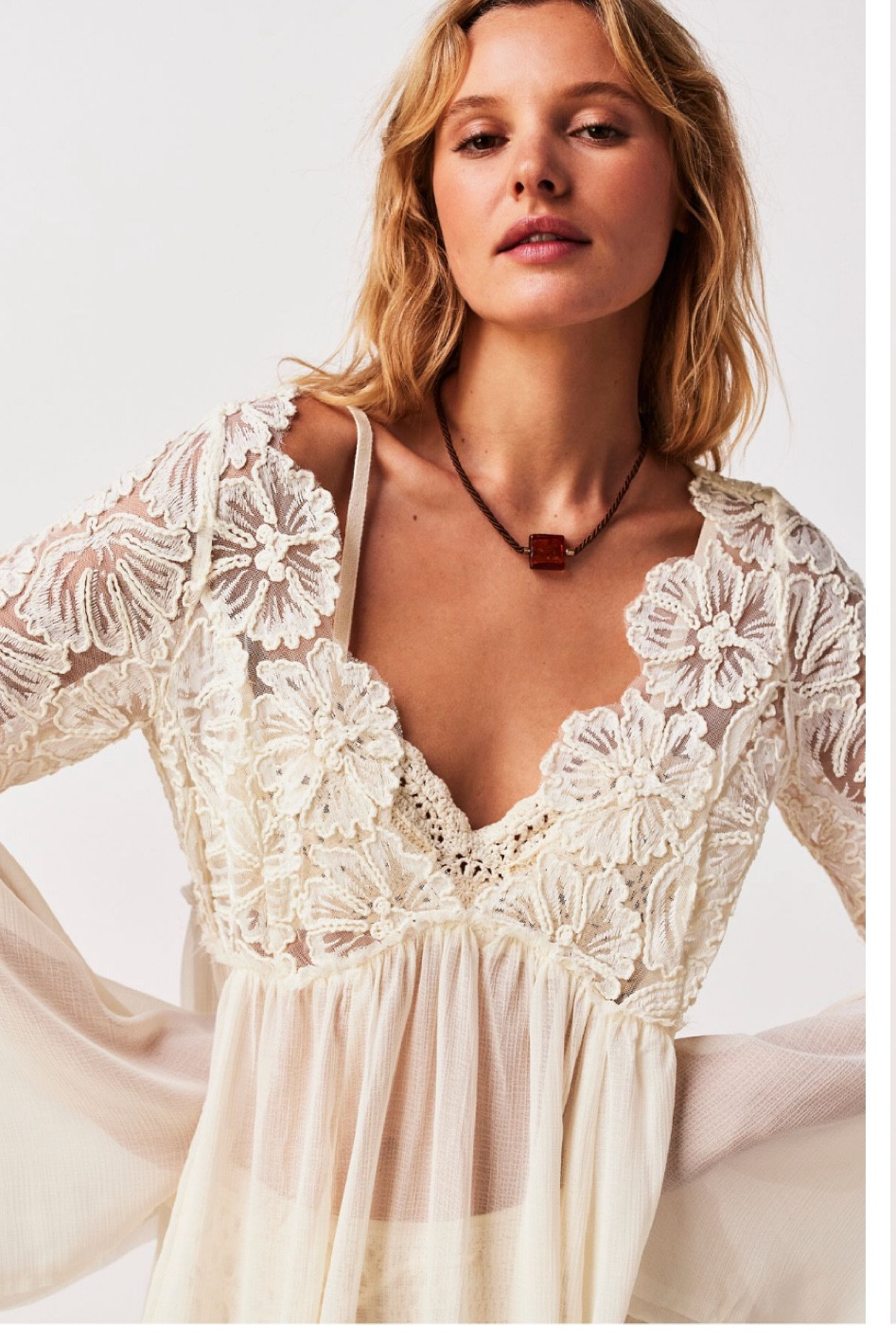 Beautiful Crochet/Floral Tunic. Available in a few colors! ($100 OFF RN!!)

#LTKGiftGuide #LTKfindsunder100 #LTKbeauty