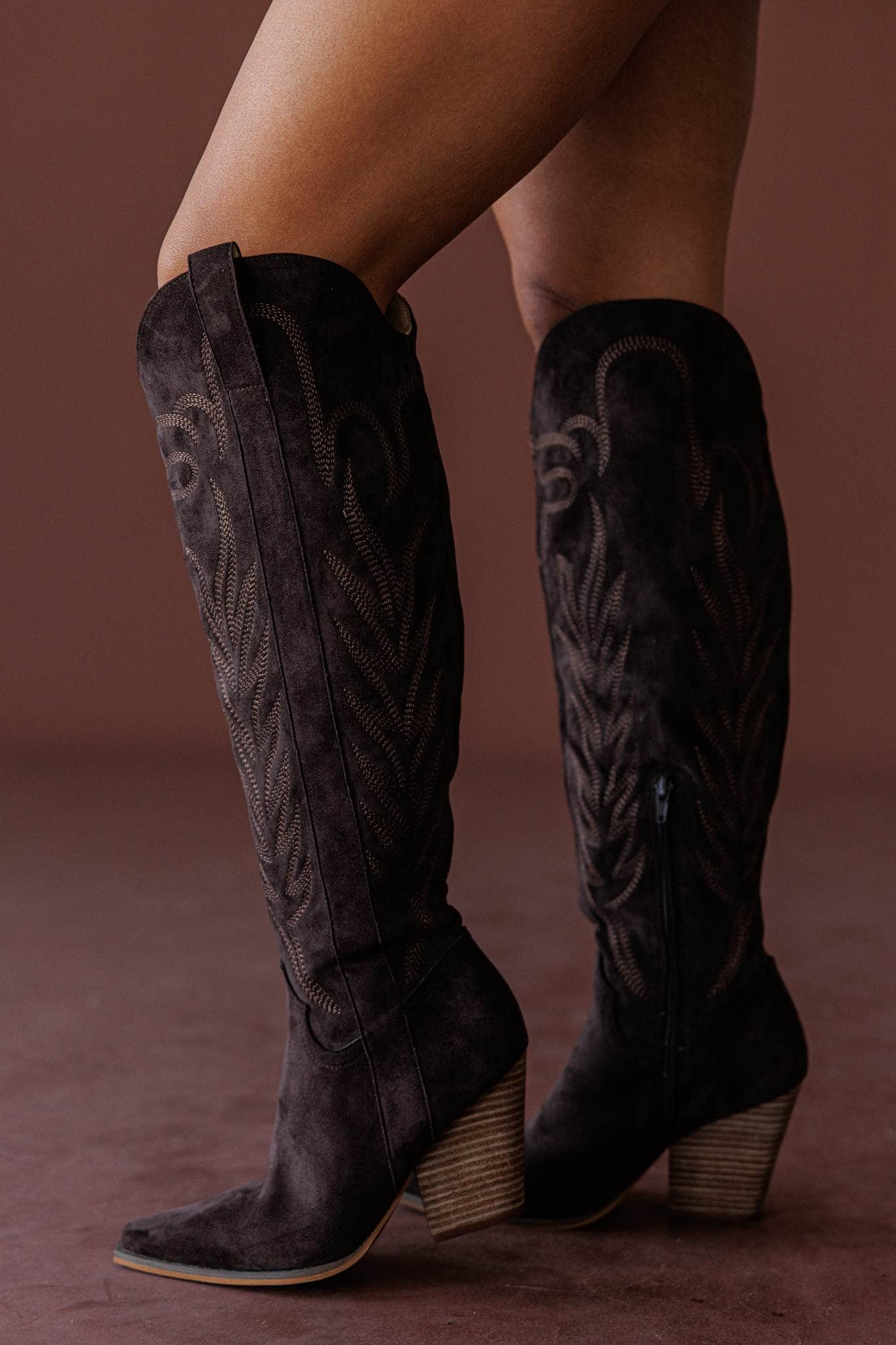 Bronco Cowgirl Boot | Lane 201 Boutique
