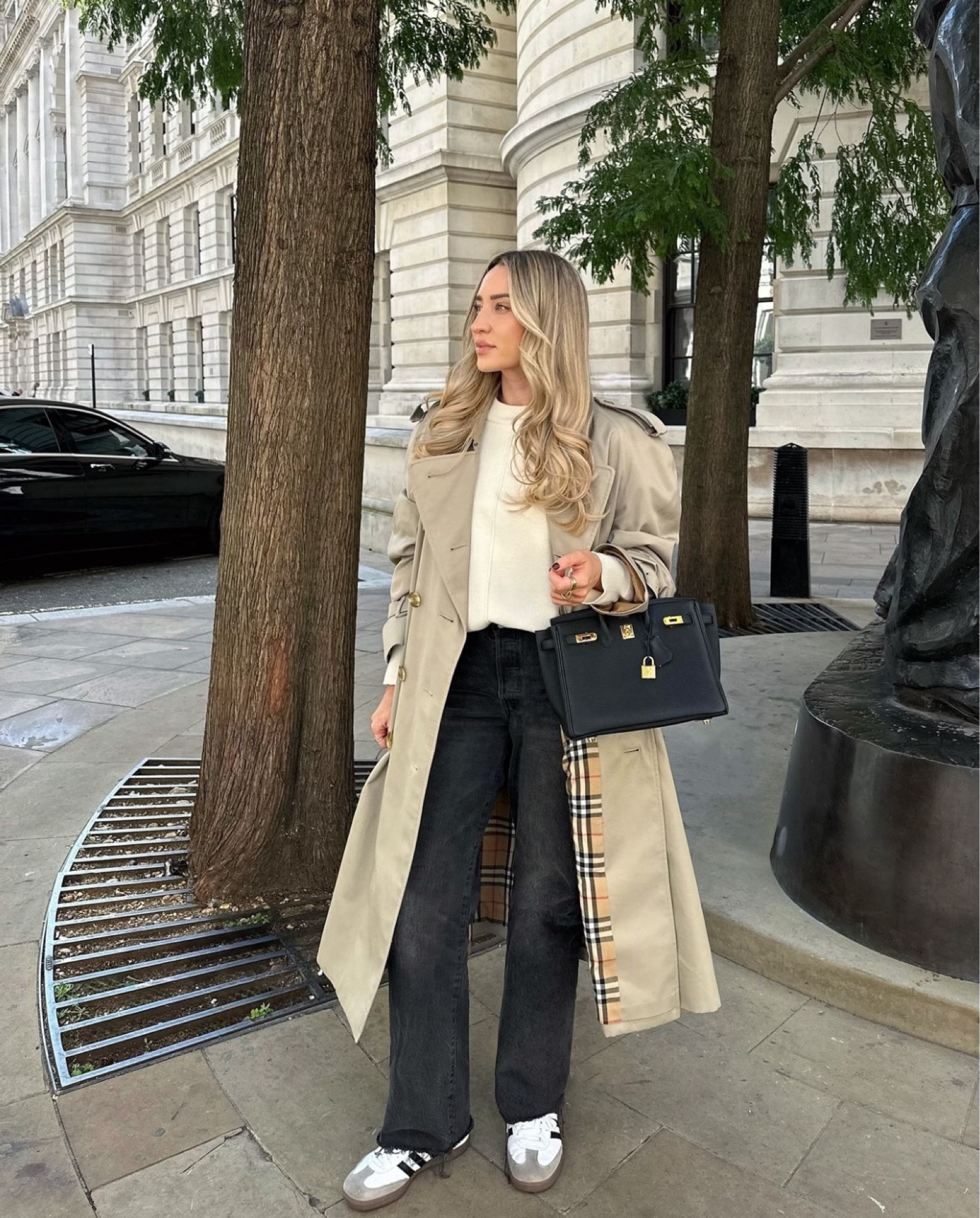 Trench season is upon us, and this autumn I can’t wait to re-wear my vintage Burberry trench coat 🧥🍂 styled as a neutral casual outfit with black jeans and Adidas sambas 

#FashionMonth #LTKautumn