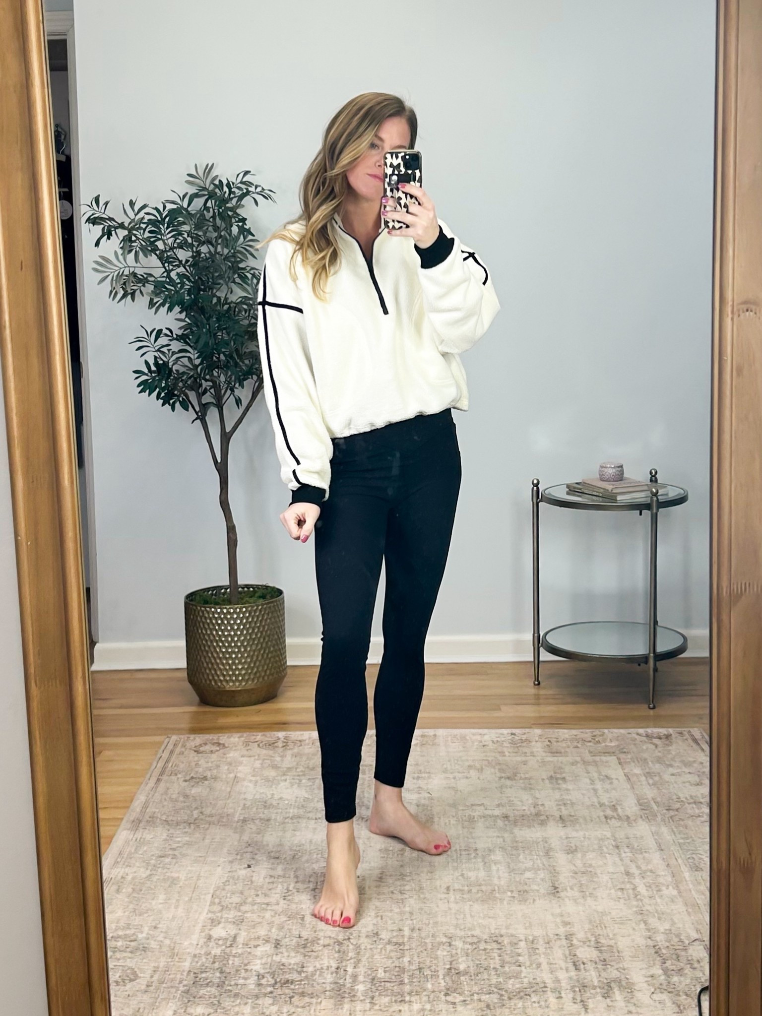 Loving the contrast details on this fleece, wearing size, medium, and medium in the leggings as well. Comfy mom outfit of the day.

#LTKActive #LTKfitnessgoals #LTKSaleAlert