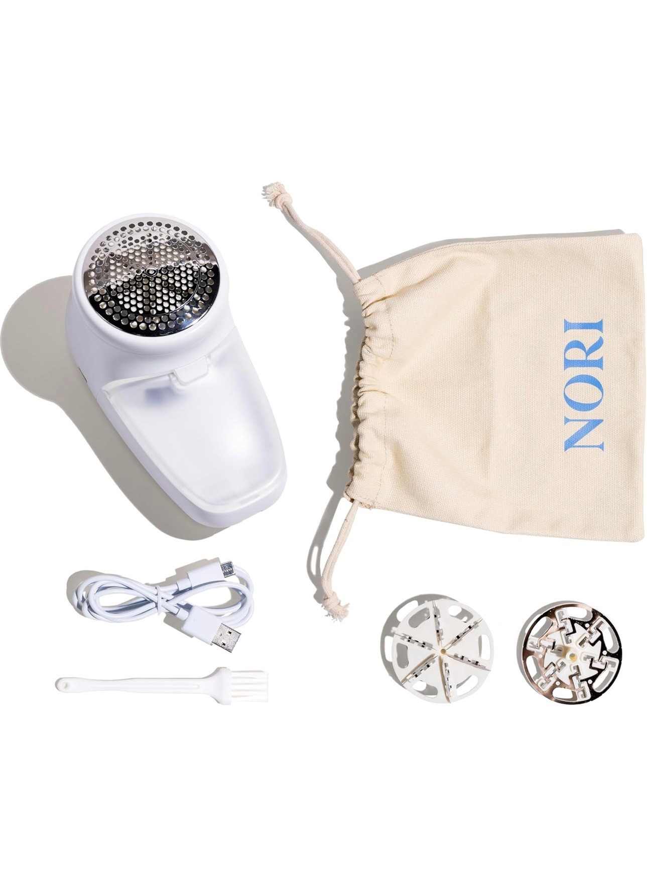 One of my favorite tools to keep clothes looking new.
This fabric shaver removes lint and pilling from sweaters, leggings, furniture and more in seconds. Plus it’s wireless and rechargeable, which makes it super convenient.

#ltk
#ltkstyle
#homeessentials @Nori 

#LTKU #LTKHome #LTKSeasonal