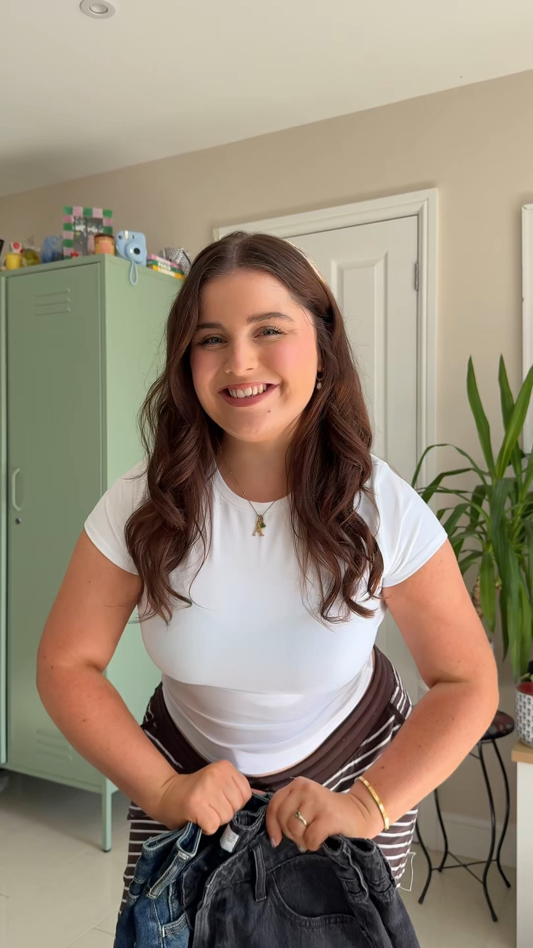 ad some of my fave midsize approved jeans are from Hollister and they’re on SALE this weekend!! 🥳 They’ve also given me a code so we can get extra off on top of the sale!
✨ Use ABI15 for an extra 15% off!!🤭🛍️
I’m a UK14, 5’4 and wear the 32 waist in Regular length!

#LTKjeans #LTKmidsize #LTKautumn
