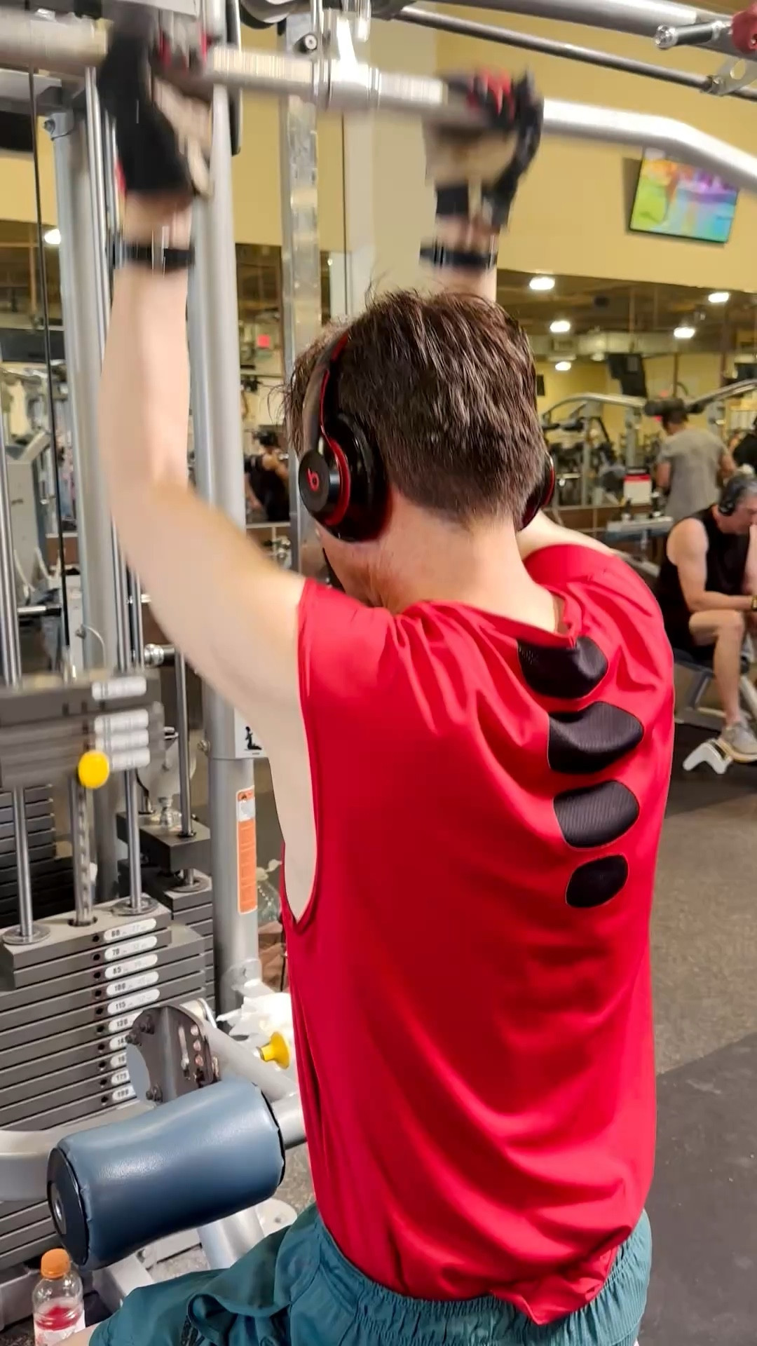 Sunday workout — reset the body, clear the mind. #SundayWorkout #WeekendReset #MoveWithIntention #ActiveLifestyle #WellnessRoutine #StrongMindStrongBody 

#LTKActive #LTKfitnessgoals #LTKActive #LTKMens