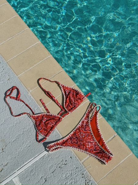 crochet-style swimsuit from hollister!! comes in so many colors and top and bottom are just $50 together!

swimsuit, bikini, bathing suit, vacation outfit, summer outfit, beach 

#LTKSeasonal #LTKTravel #LTKSwim