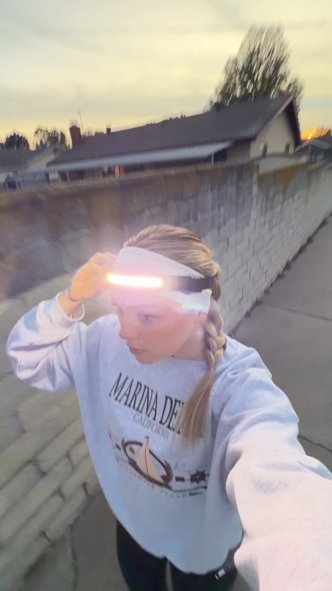 Walking light 💛

#LTKfitnessgoals #LTKActive